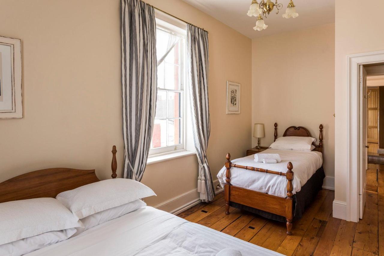 Grand Old Duke Aparthotel Hobart Bagian luar foto