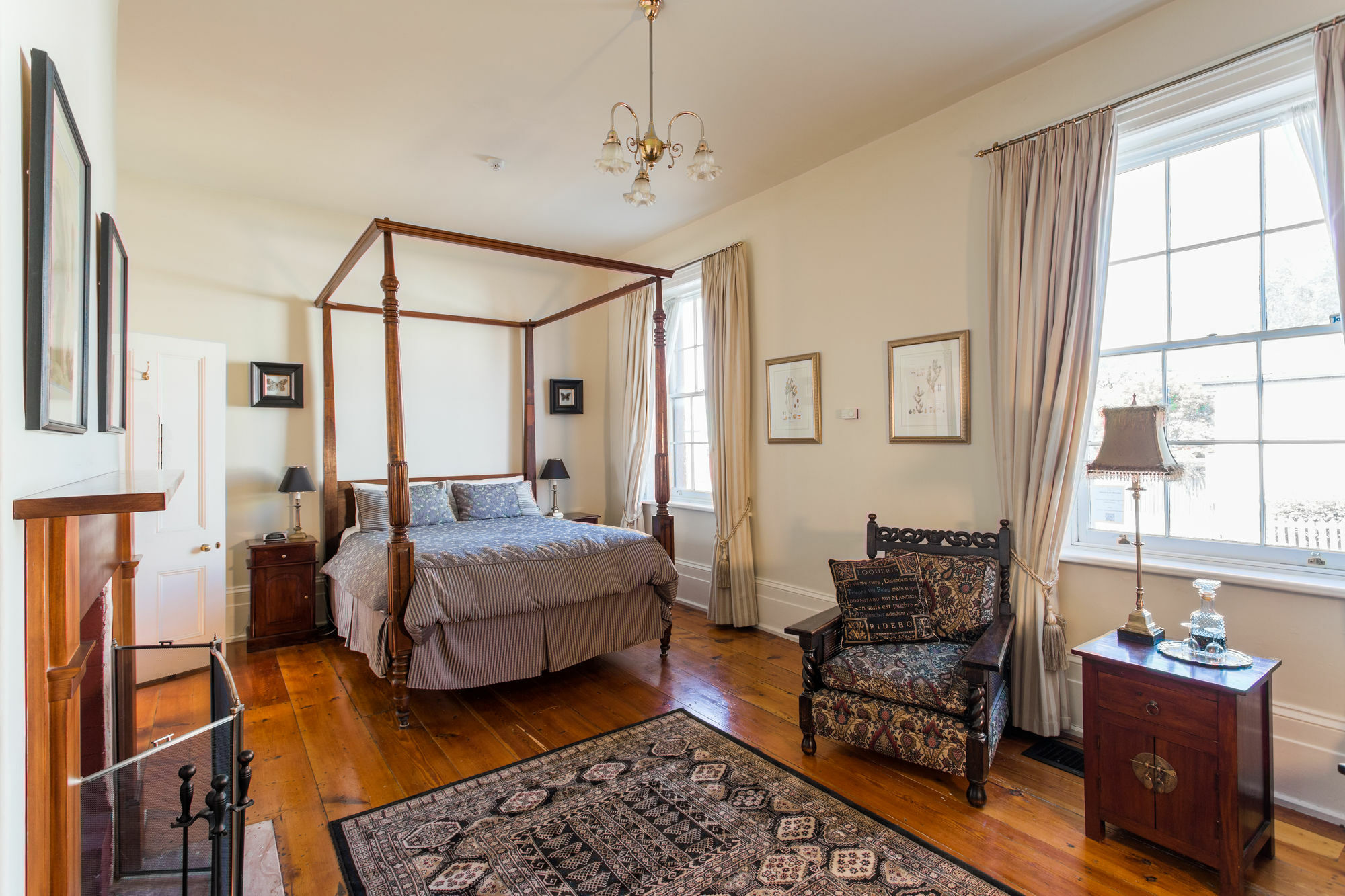 Grand Old Duke Aparthotel Hobart Bagian luar foto